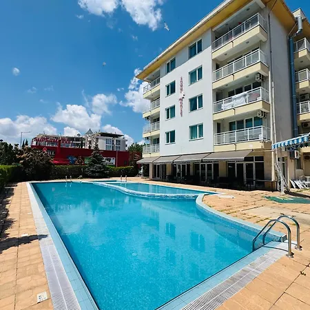 Sunny Hause 106 One Bedroom