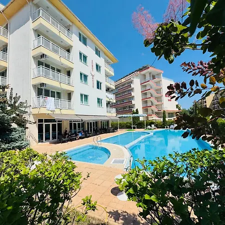 Sunny Hause 106 One Bedroom Apartman Napospart